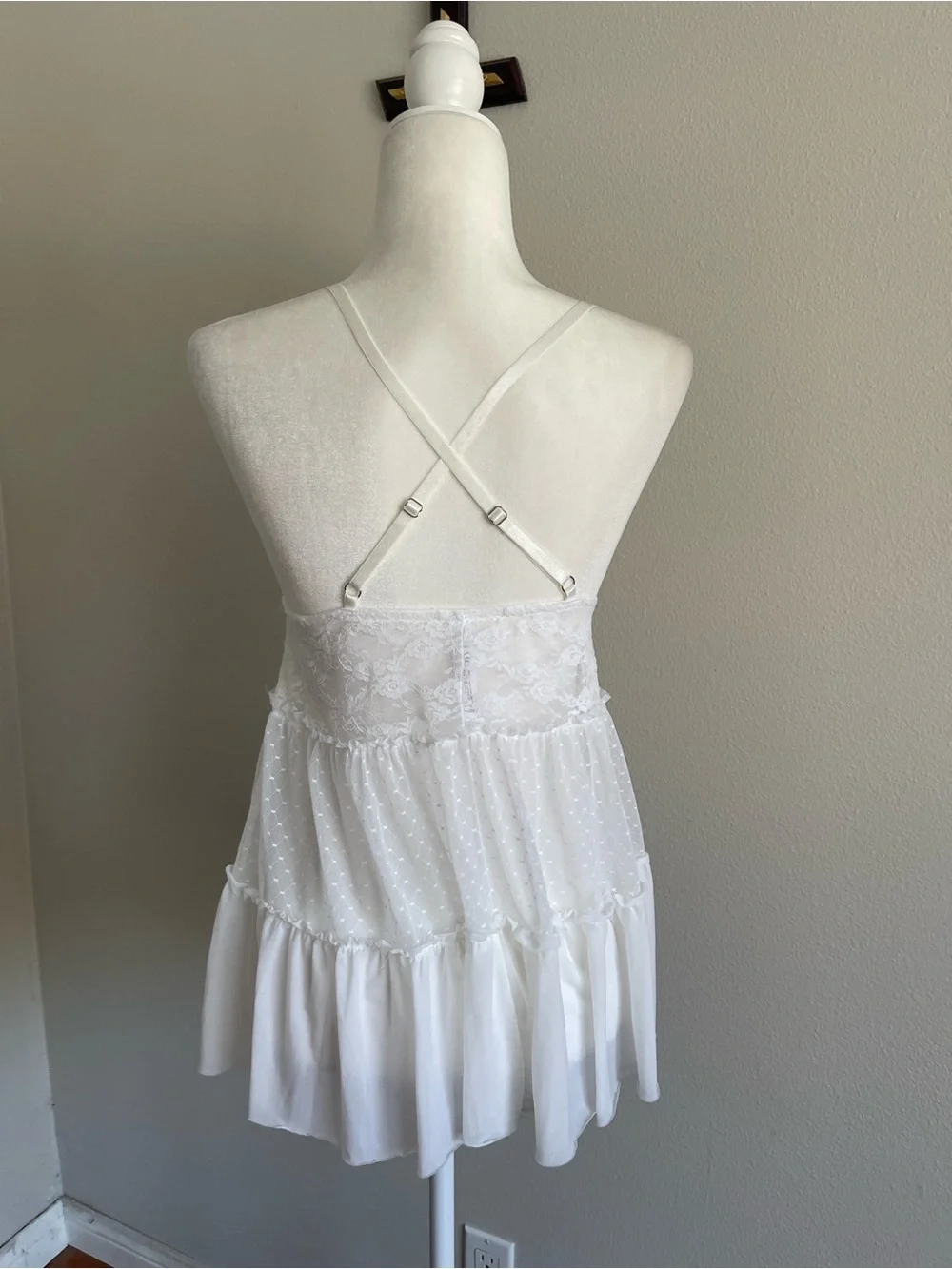 Gilligan & O'Malley White Lace Babydoll Chemise with Light Blue Bow